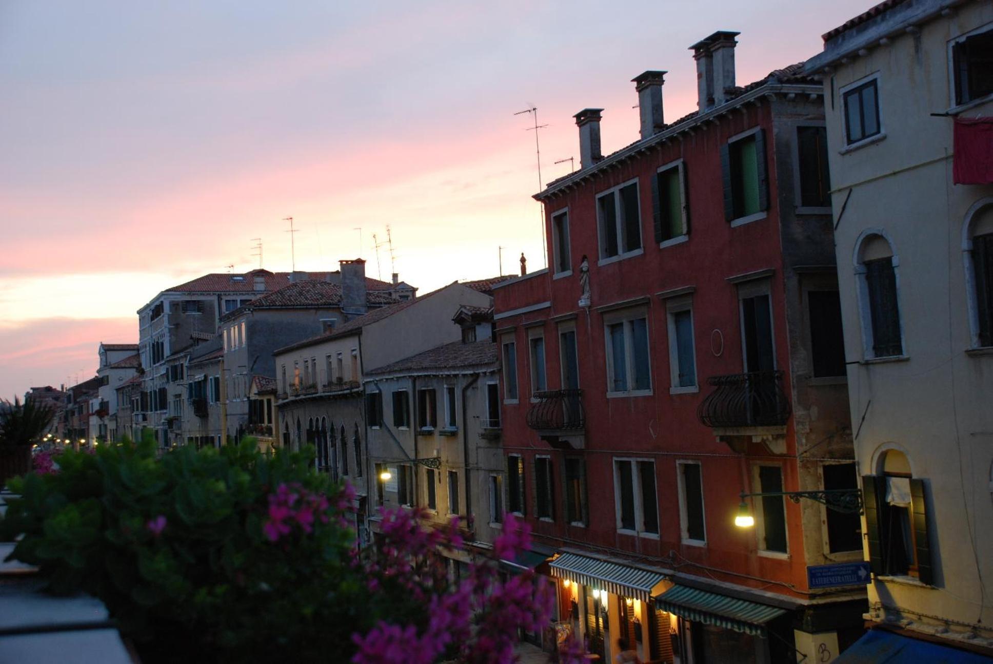 At Leonard Venezia